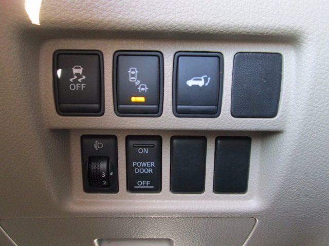 2012 Nissan Quest SL