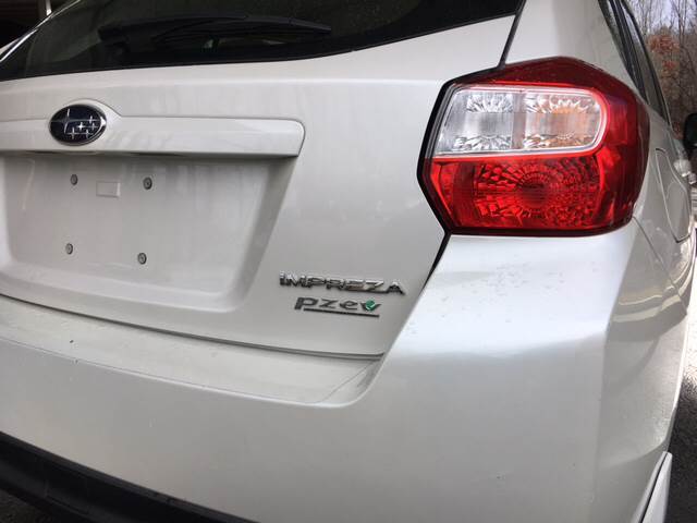 2012 Subaru Impreza 2.0i
