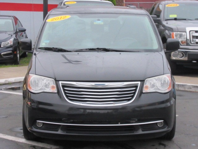 2012 Chrysler Town & Country Touring