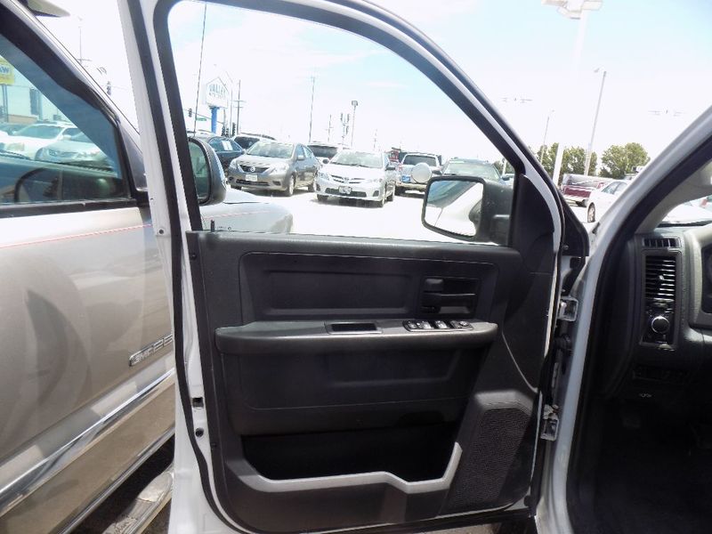2012 RAM 2500 ST