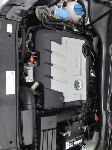 2012 Volkswagen Jetta TDI w/Sunroof & Nav