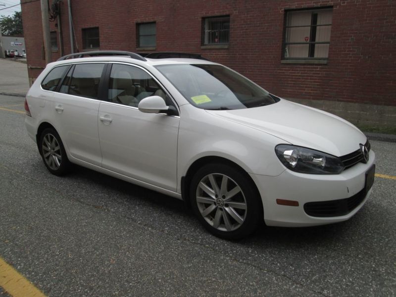2012 Volkswagen Jetta TDI w/Sunroof & Nav