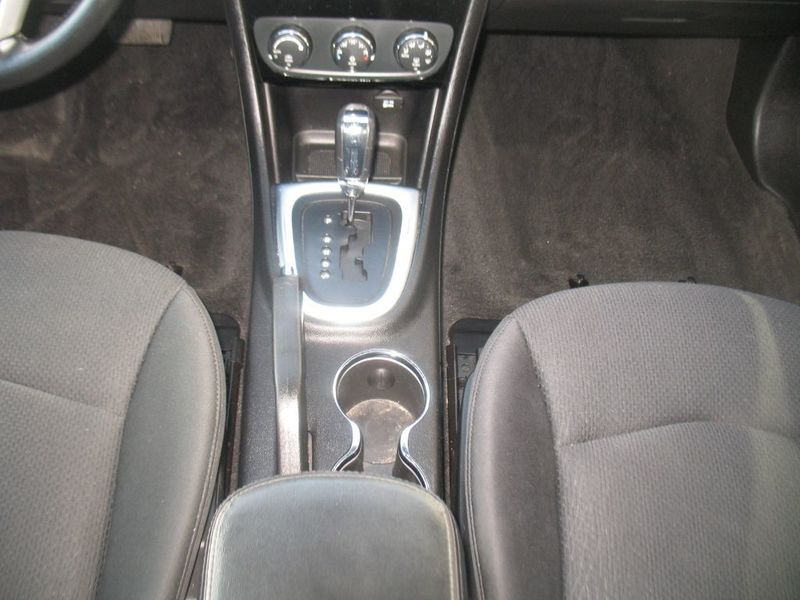 2012 Chrysler 200 LOW MILES SPORTY