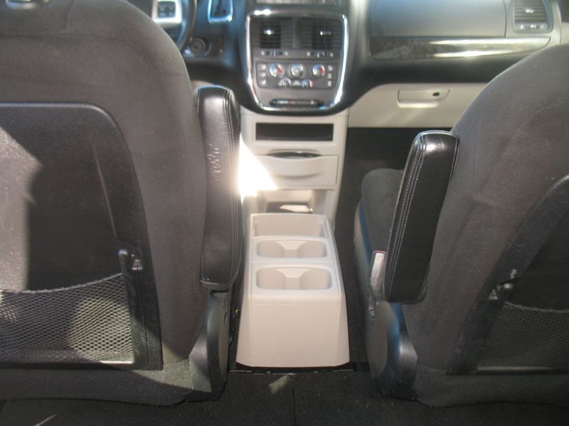 2012 Dodge Grand Caravan 3RD ROW SEATING