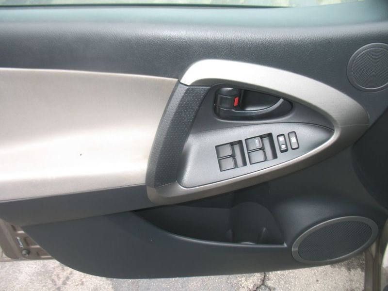 2011 Toyota RAV4 AWD 3RD ROW SEATING