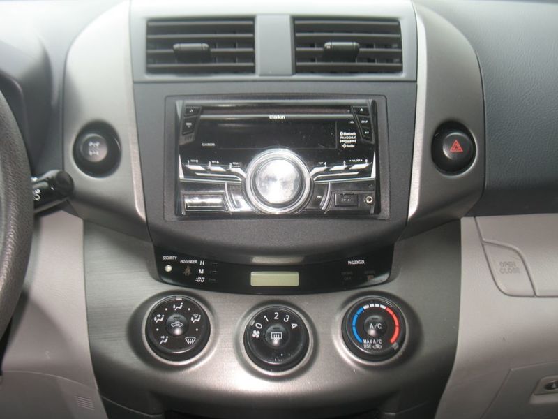 2011 Toyota RAV4 AWD 3RD ROW SEATING