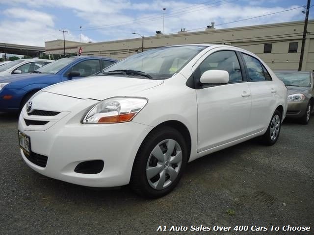 2011 Toyota Yaris Sedan