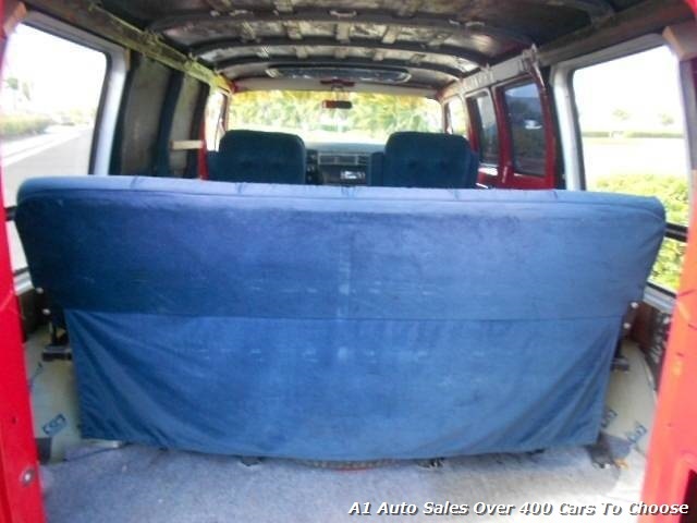 1973 Dodge tradesman B100 Sedan
