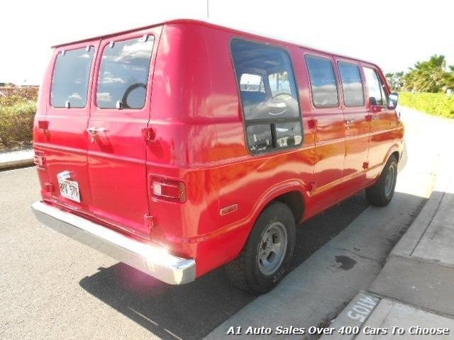 1973 Dodge tradesman B100 Sedan