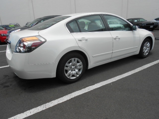 2012 Nissan Altima 2.5 Sedan