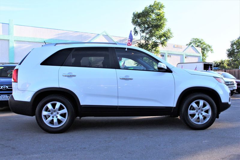 2012 Kia Sorento LX
