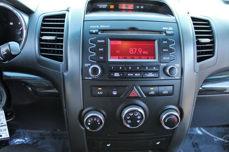 2012 Kia Sorento LX