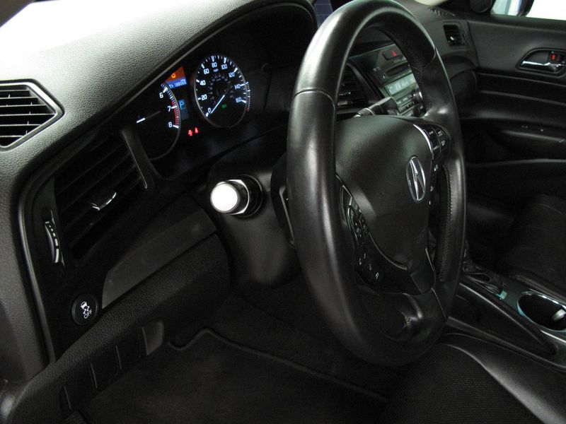 2013 Acura ILX Tech Pkg