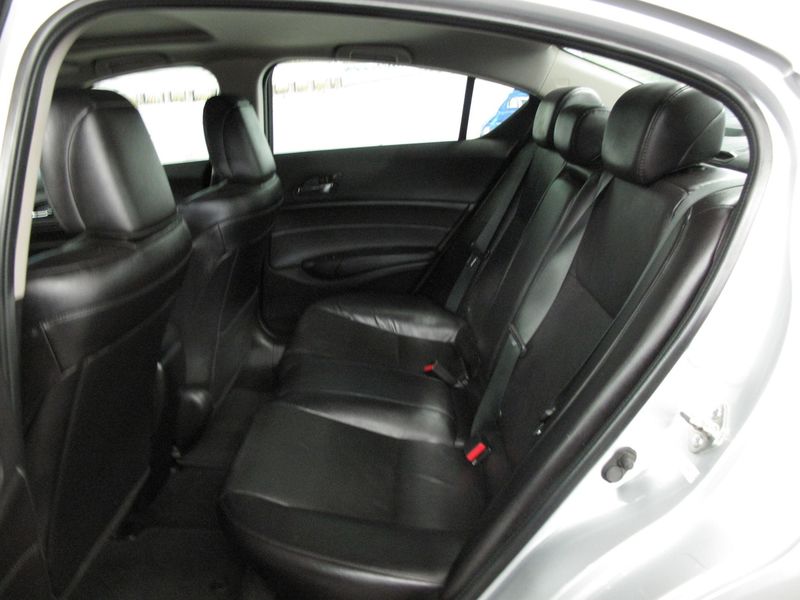 2013 Acura ILX Tech Pkg