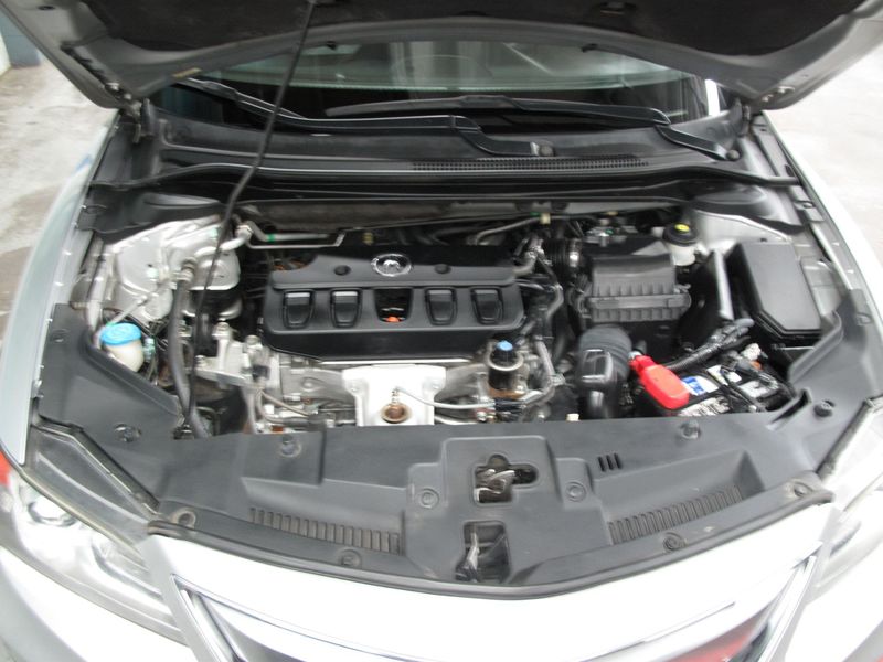 2013 Acura ILX Tech Pkg