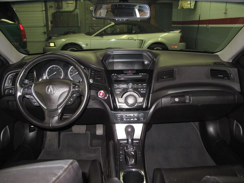2013 Acura ILX Tech Pkg