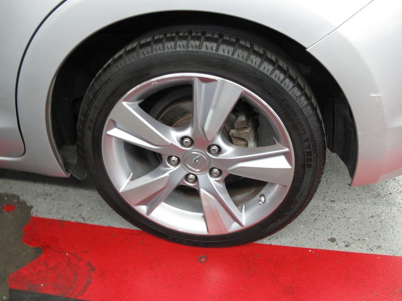 2013 Acura ILX Tech Pkg