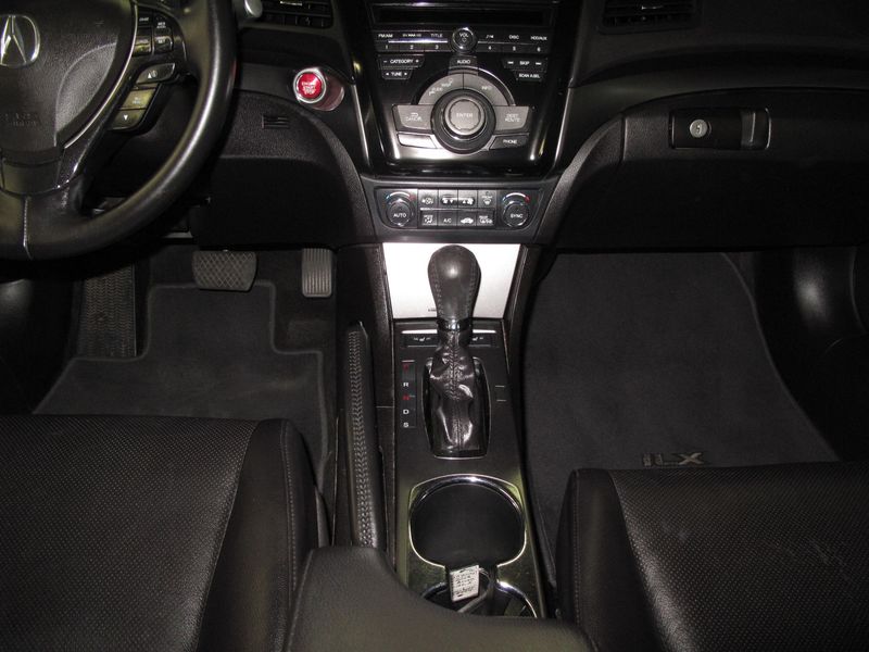 2013 Acura ILX Tech Pkg