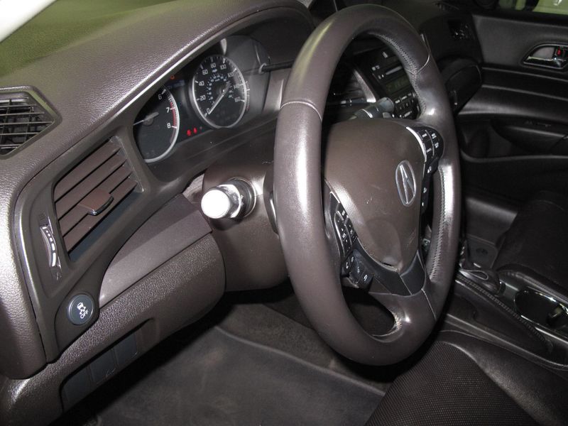 2013 Acura ILX Tech Pkg