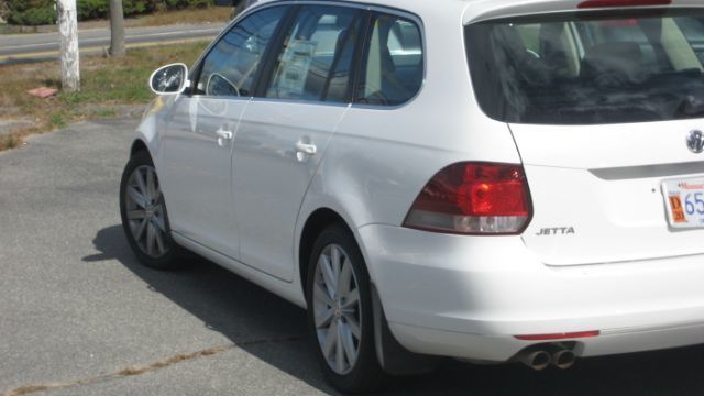 2012 Volkswagen Jetta TDI w/Sunroof