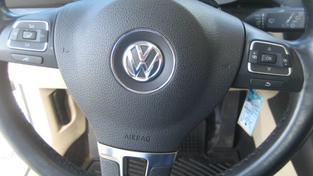2012 Volkswagen Jetta TDI w/Sunroof