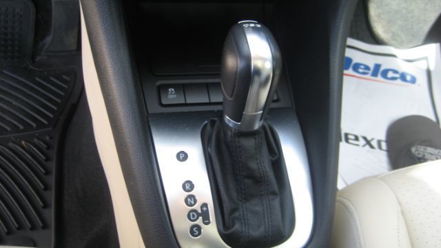 2012 Volkswagen Jetta TDI w/Sunroof
