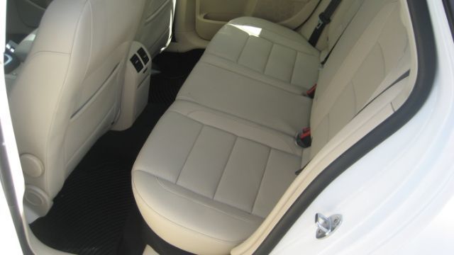 2012 Volkswagen Jetta TDI w/Sunroof
