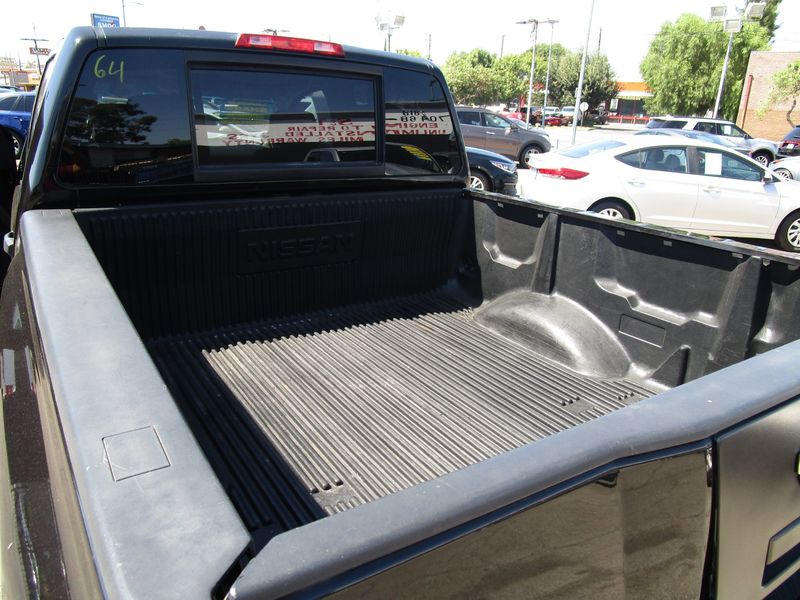 2012 Nissan Titan SV