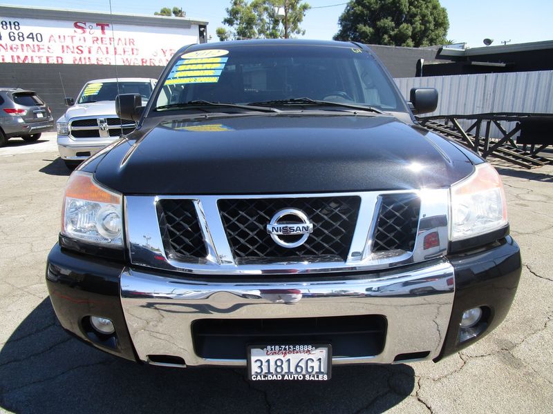 2012 Nissan Titan SV