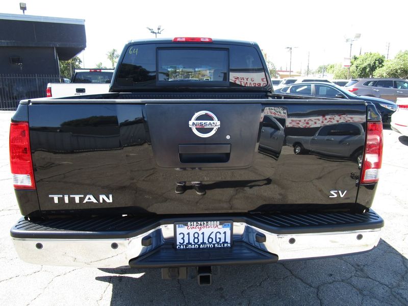 2012 Nissan Titan SV