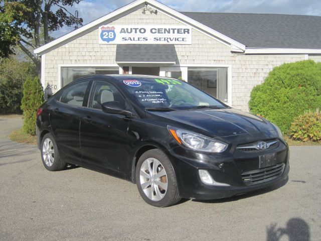2012 Hyundai Accent GLS