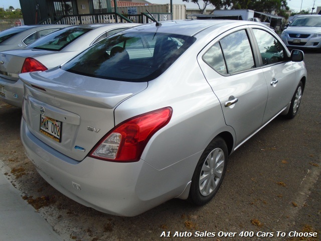 2013 Nissan Versa 1.6 S Sedan