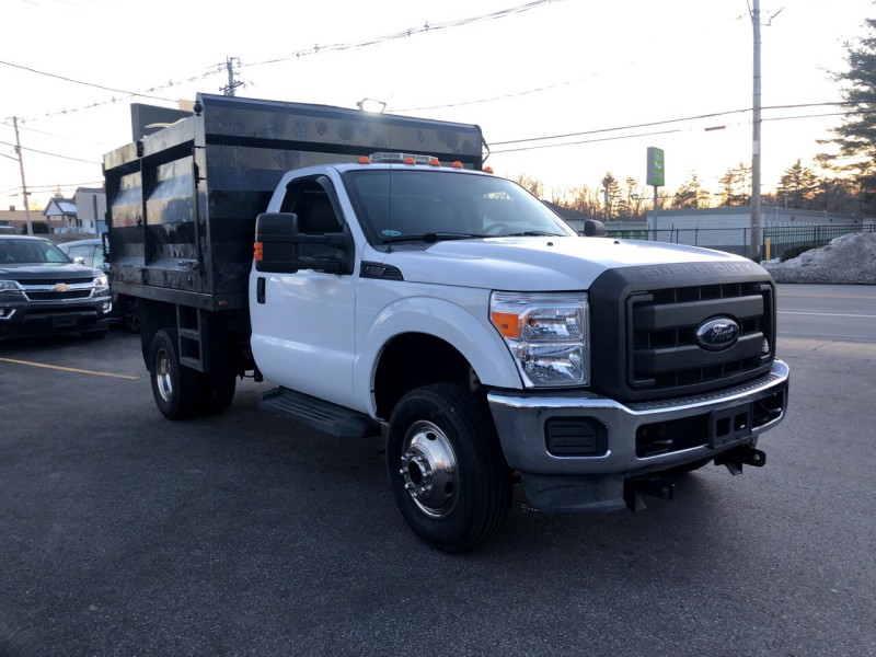 2012 Ford Super Duty F-350 DRW XL