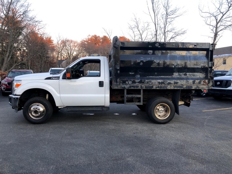 2012 Ford Super Duty F-350 DRW XL