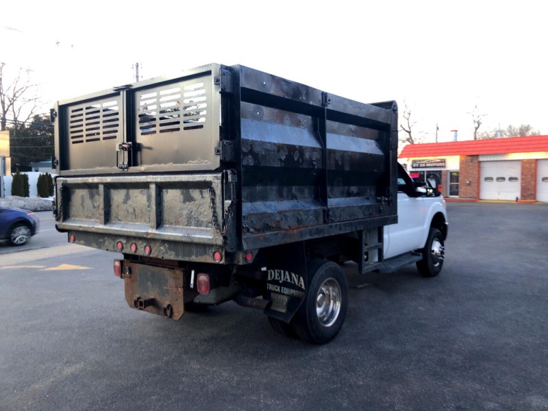 2012 Ford Super Duty F-350 DRW XL