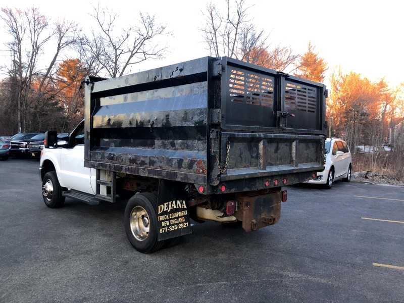 2012 Ford Super Duty F-350 DRW XL
